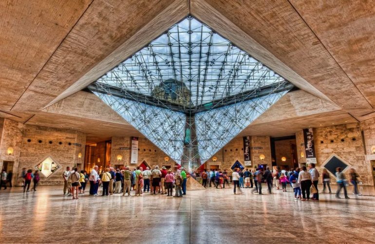 Half a Day at the Louvre: A Visit Plan That Actually Works